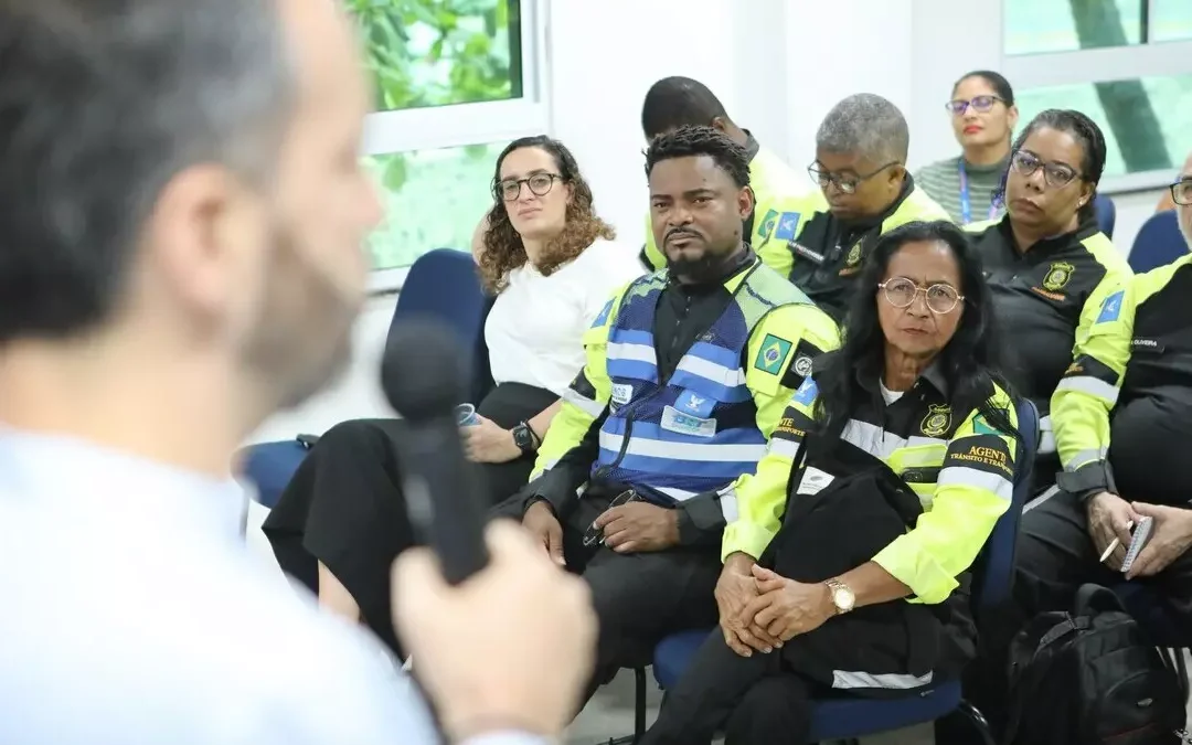 Servidores do setor de trânsito e transporte recebem treinamento